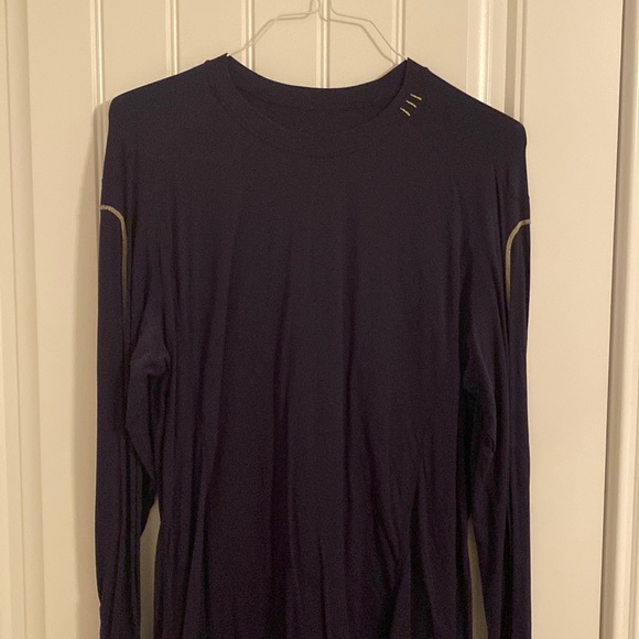 Lululemon Men’s XL long sleeve shirt - Picture 1 of 4